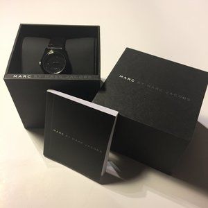 ⌚︎MARC JACOBS Black Watch⌚︎NEEDS BATTERY